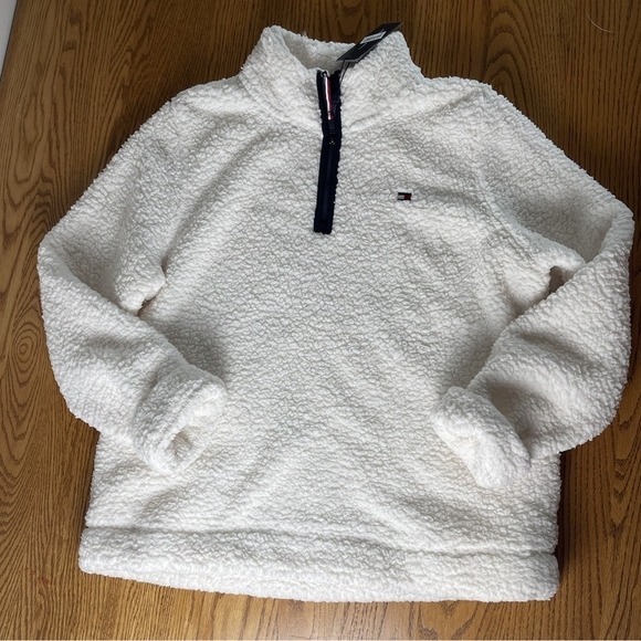Tommy Hilfiger Tops - Tommy Hilfiger White Fuzzy Zip-Up Sweatshirt Size XL New!